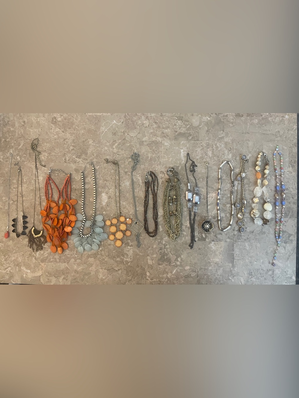 LOT of 15 Necklaces Vintage! gorgeous! Great condition - Picture 1 of 5